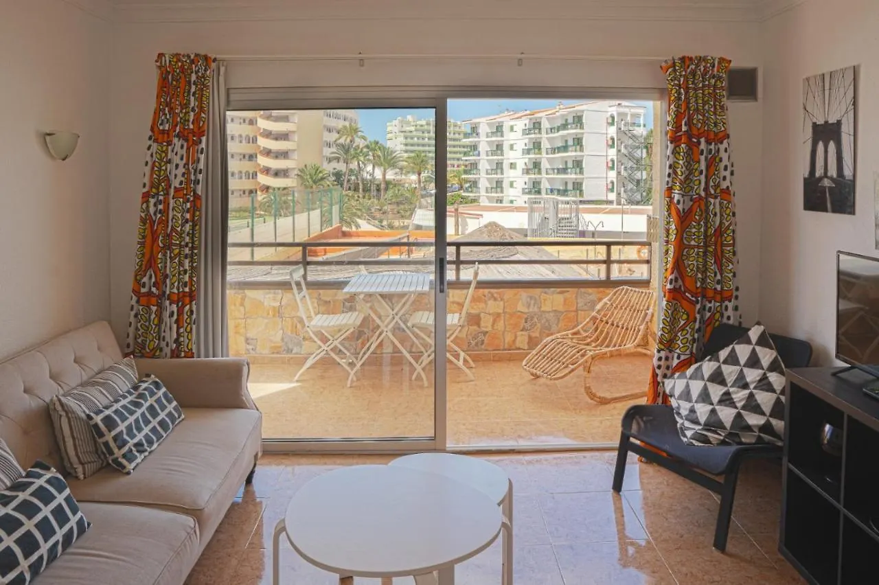 Pool View Accommodation In Playa Del Ingles Maspalomas